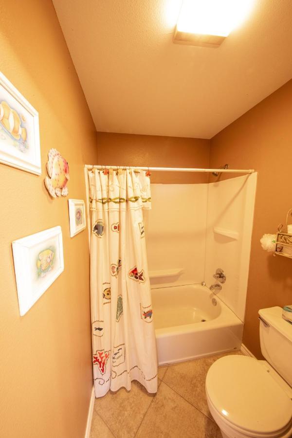 Relax At Our Beach Haven - Pet Friendly Galveston Buitenkant foto